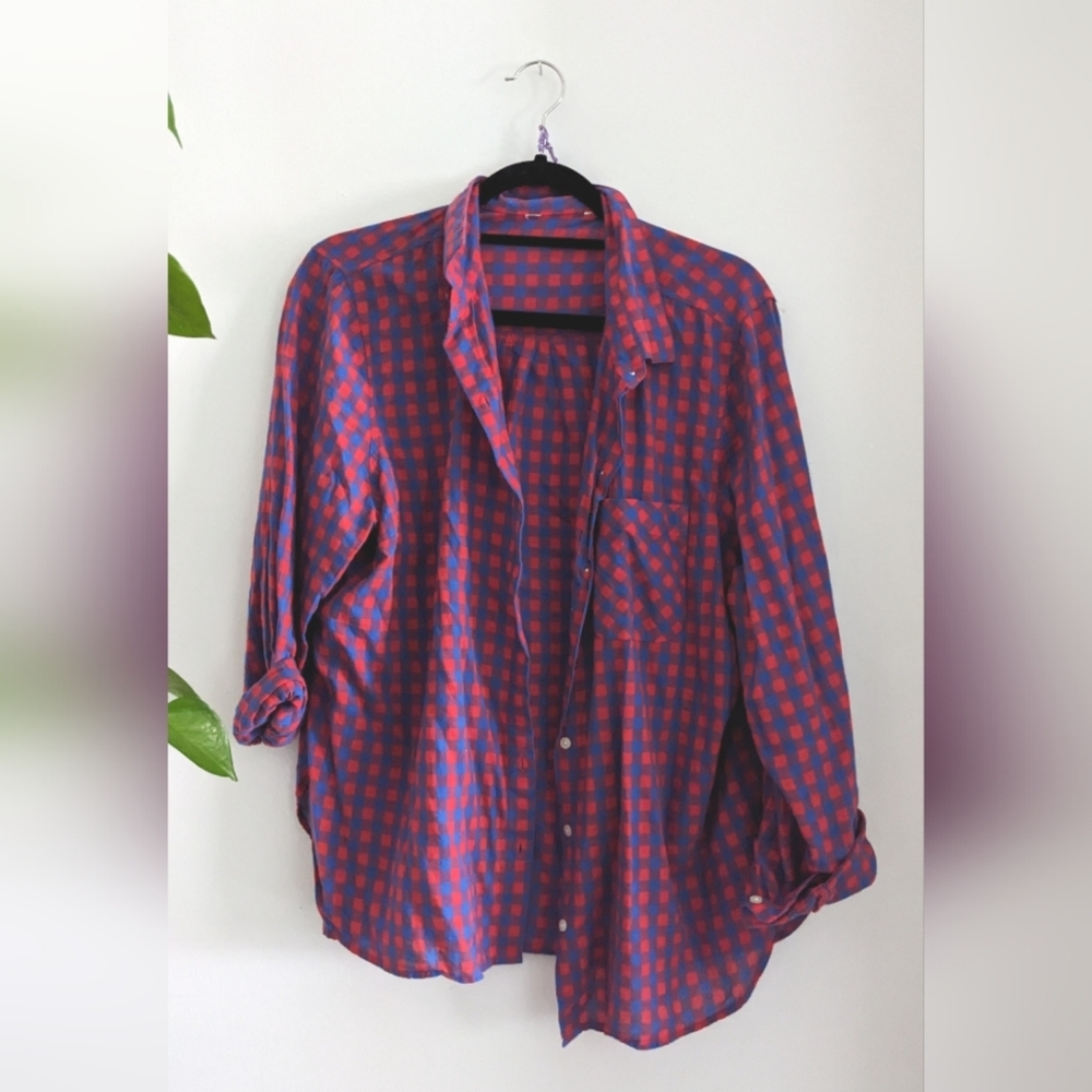 Perfect Lightweight Gingham Button-Down